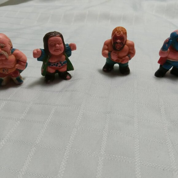 Vintage 1986 Four (4) Mini Wrestler 1.5" Rubber PVC Figure Figurine Toy - Picture 2 of 4